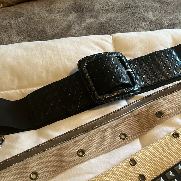 Bundle of Belts! - Picture 5 of 9